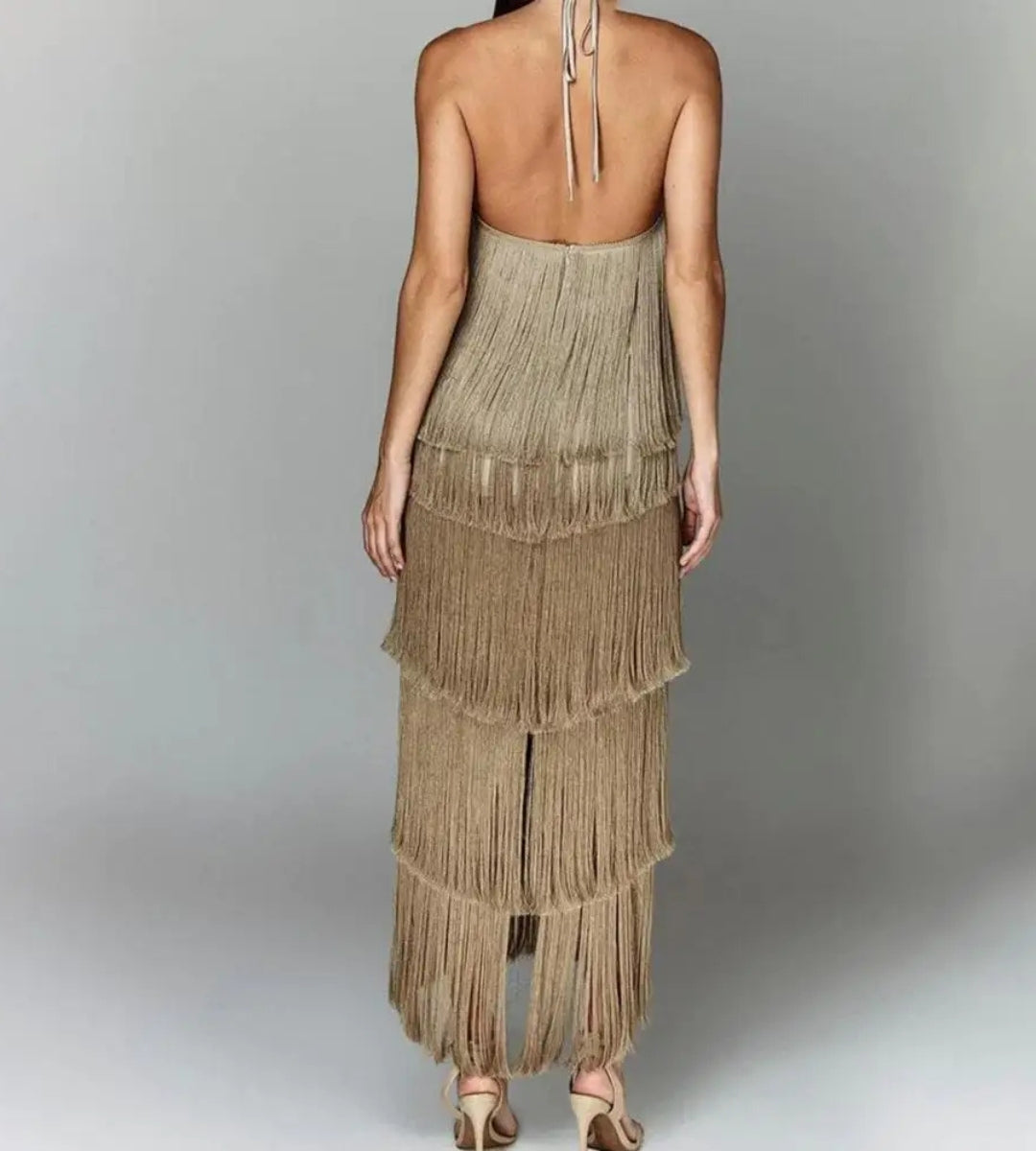 Vestido Longo Franjas Douradas Decote Halter Elegance